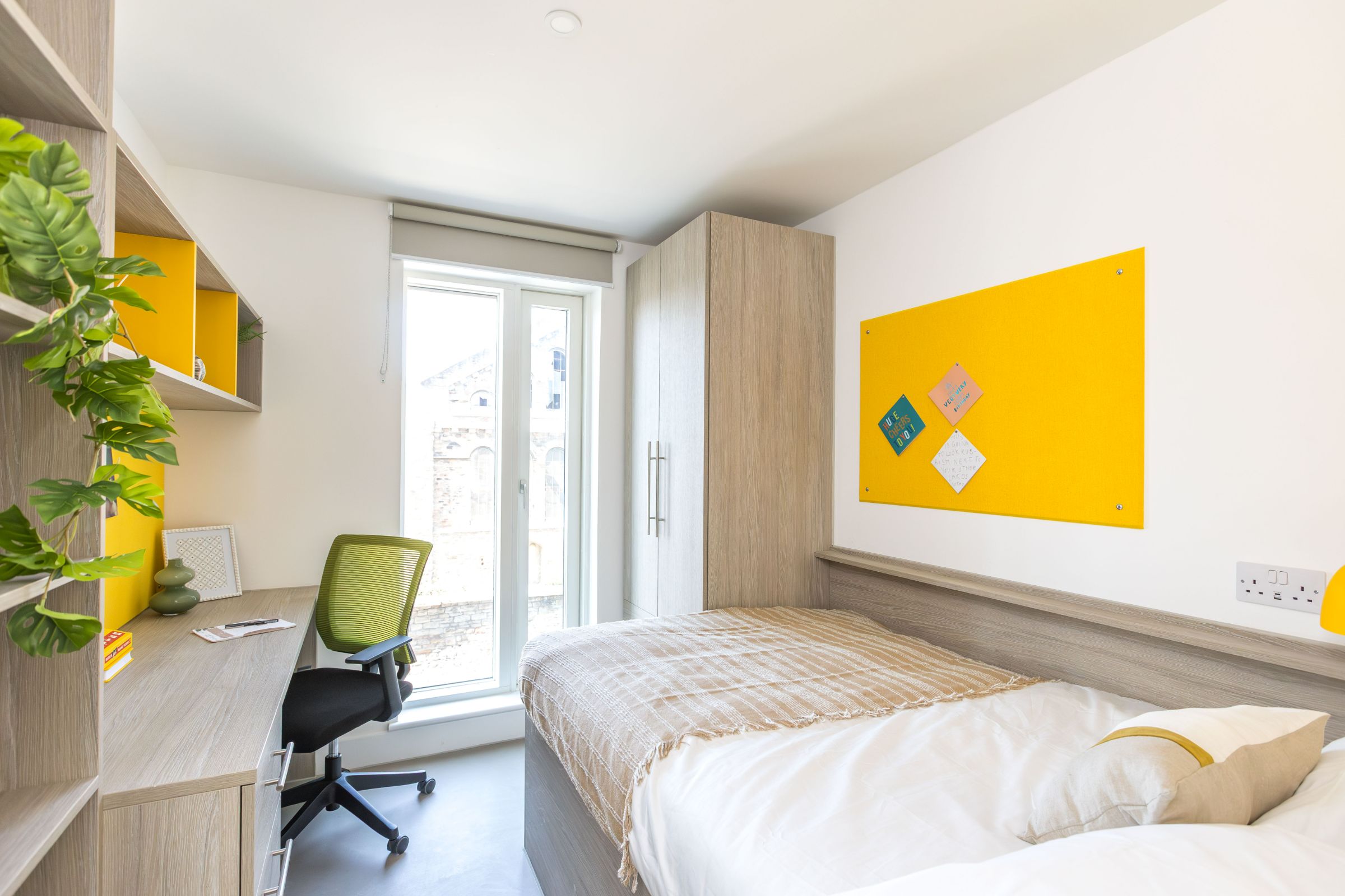Timber Yard - Premium En Suite Student Rooms Available in Bristol near new Temple Quarter Enterprise Campus